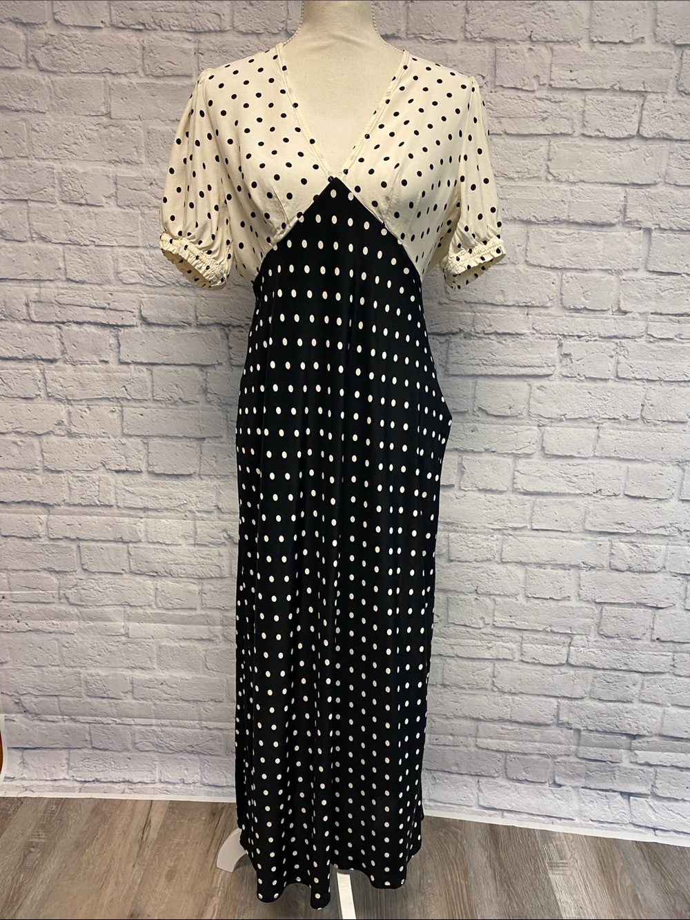 a new day Black and White Polka Dot Empire Waist Maxi Dress Size Medium